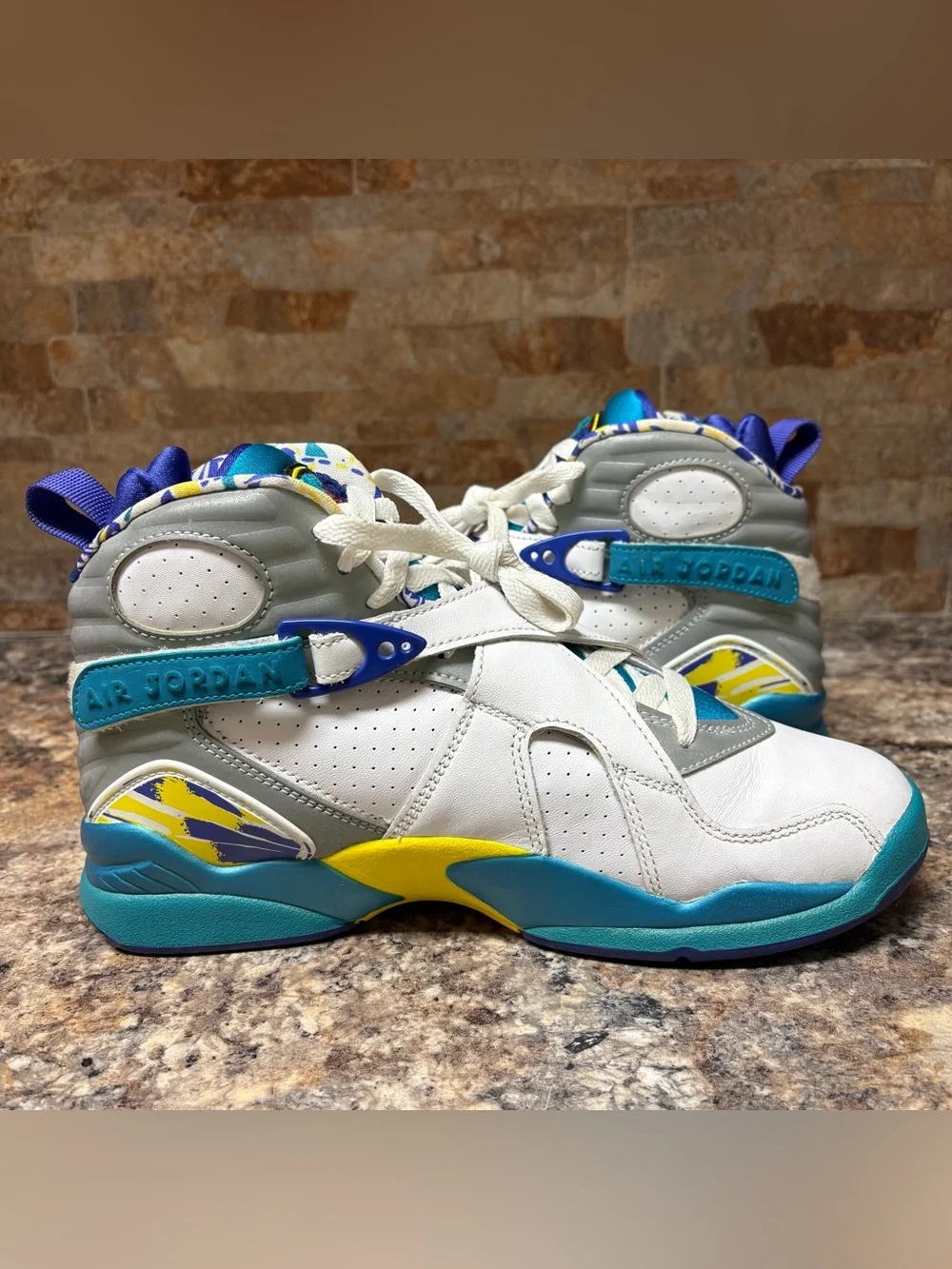 Jordan 8 Retro 2019 White Aqua CI1236-100 Women Size 9 Men’s Size 7.5